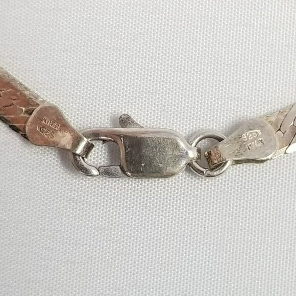 Vintage Sterling Silver Herringbone Flat Chain Bracelet, Made in Italy, Estate - Picture 4 of 8